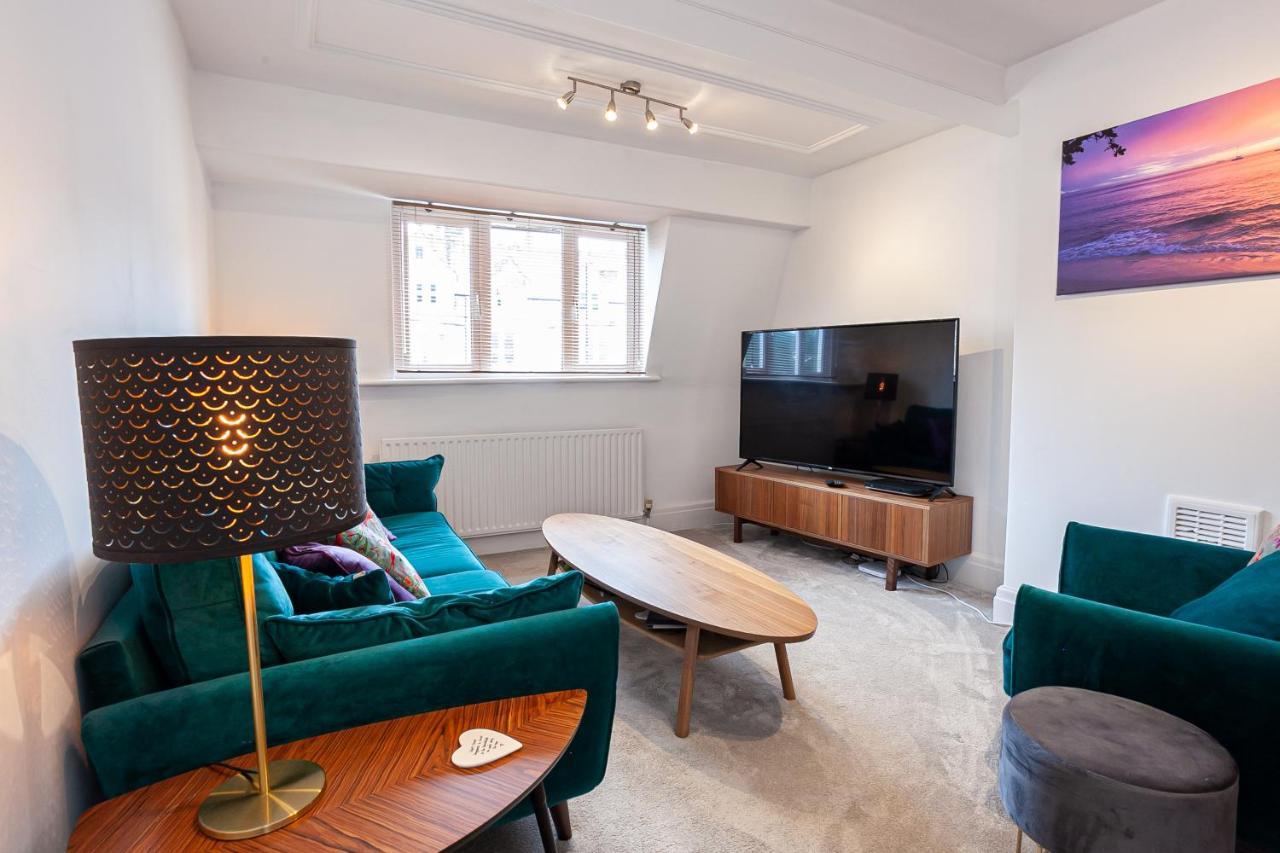 Cosy 2 Bed Apartment - Close To Leeds Centre Bagian luar foto