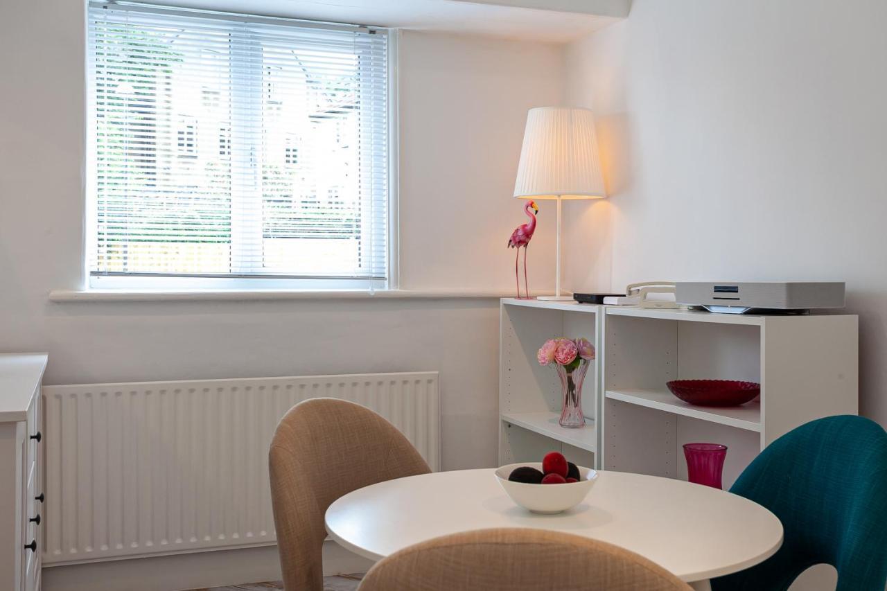 Cosy 2 Bed Apartment - Close To Leeds Centre Bagian luar foto