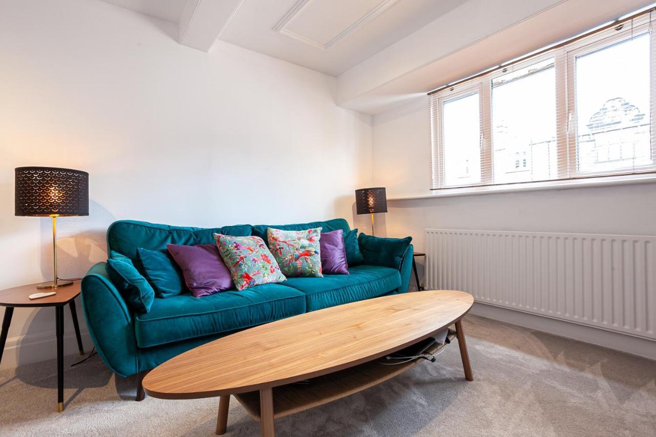 Cosy 2 Bed Apartment - Close To Leeds Centre Bagian luar foto